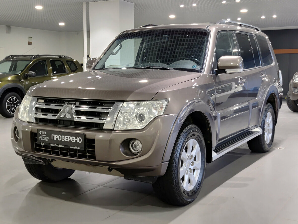 Открыть фотографии: Mitsubishi Pajero IV Рестайлинг 1