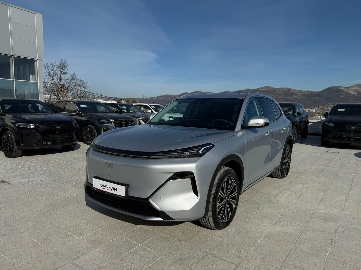 Открыть фотографии: Geely EX5 Гибрид