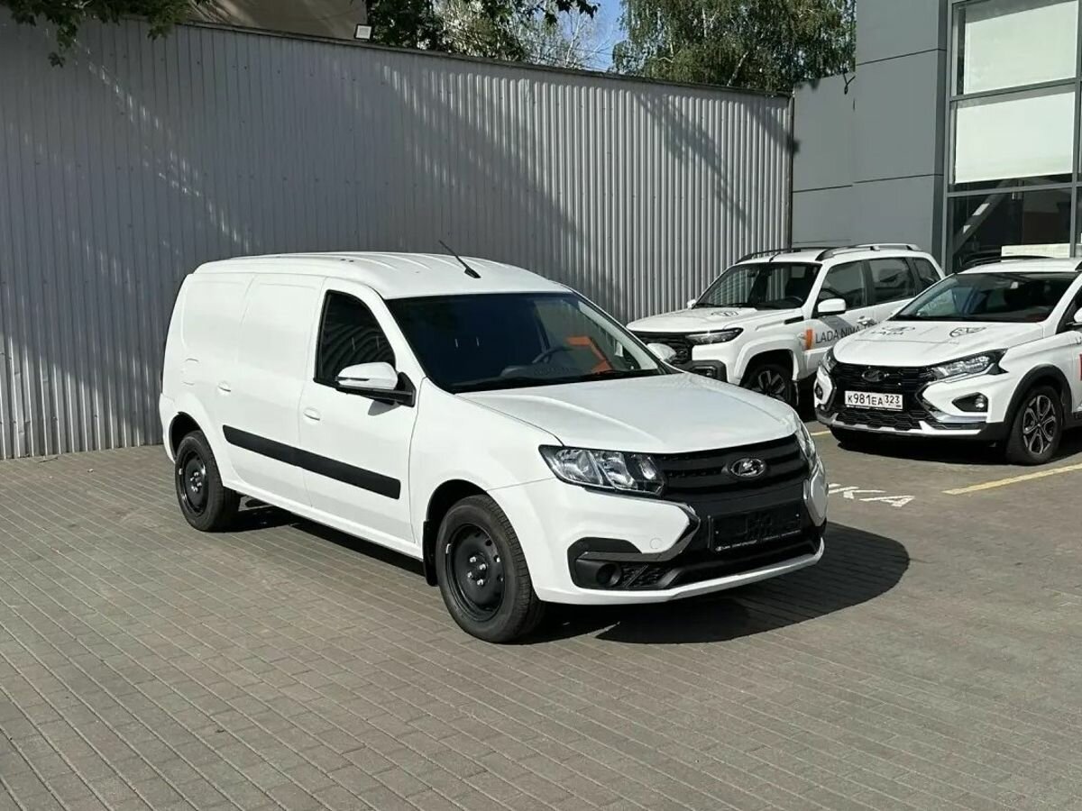 Открыть фотографии: Lada (ВАЗ) Largus I Рестайлинг