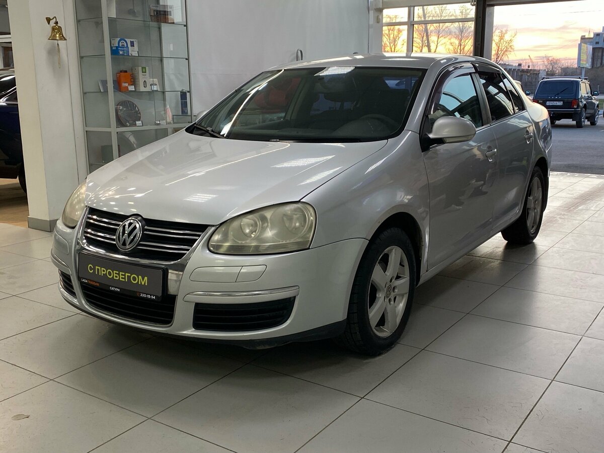 Volkswagen Jetta V