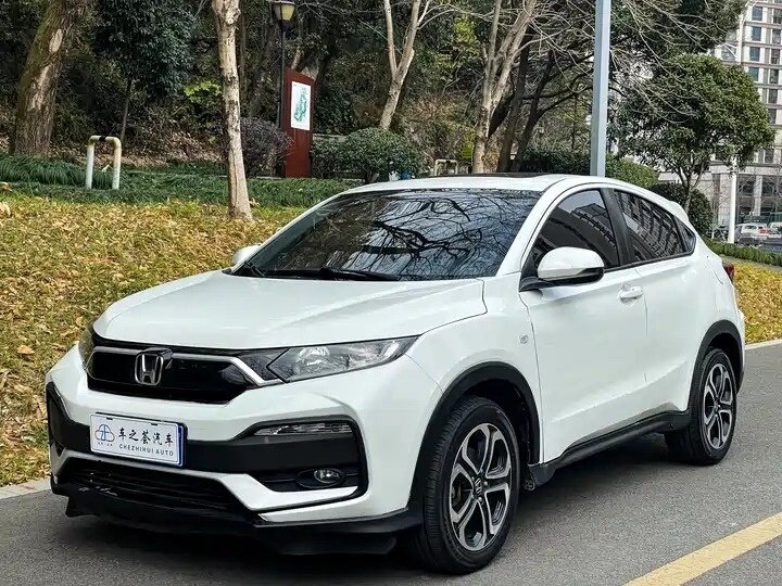 Открыть фотографии: Honda XR-V I Рестайлинг