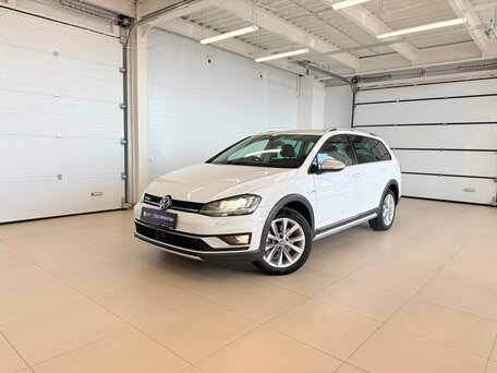 Volkswagen Golf VII