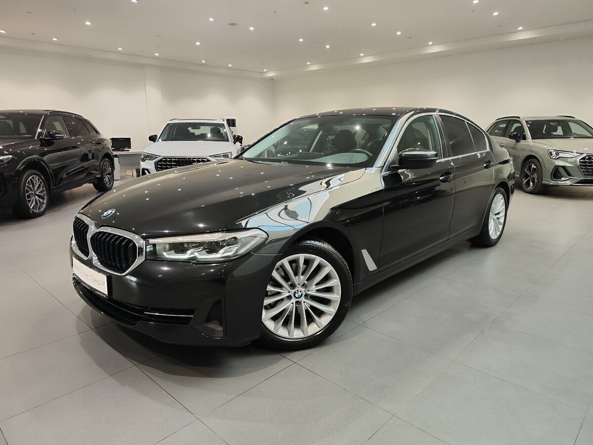 Открыть фотографии: BMW 5 серии VII (G30/G31/G38) Рестайлинг