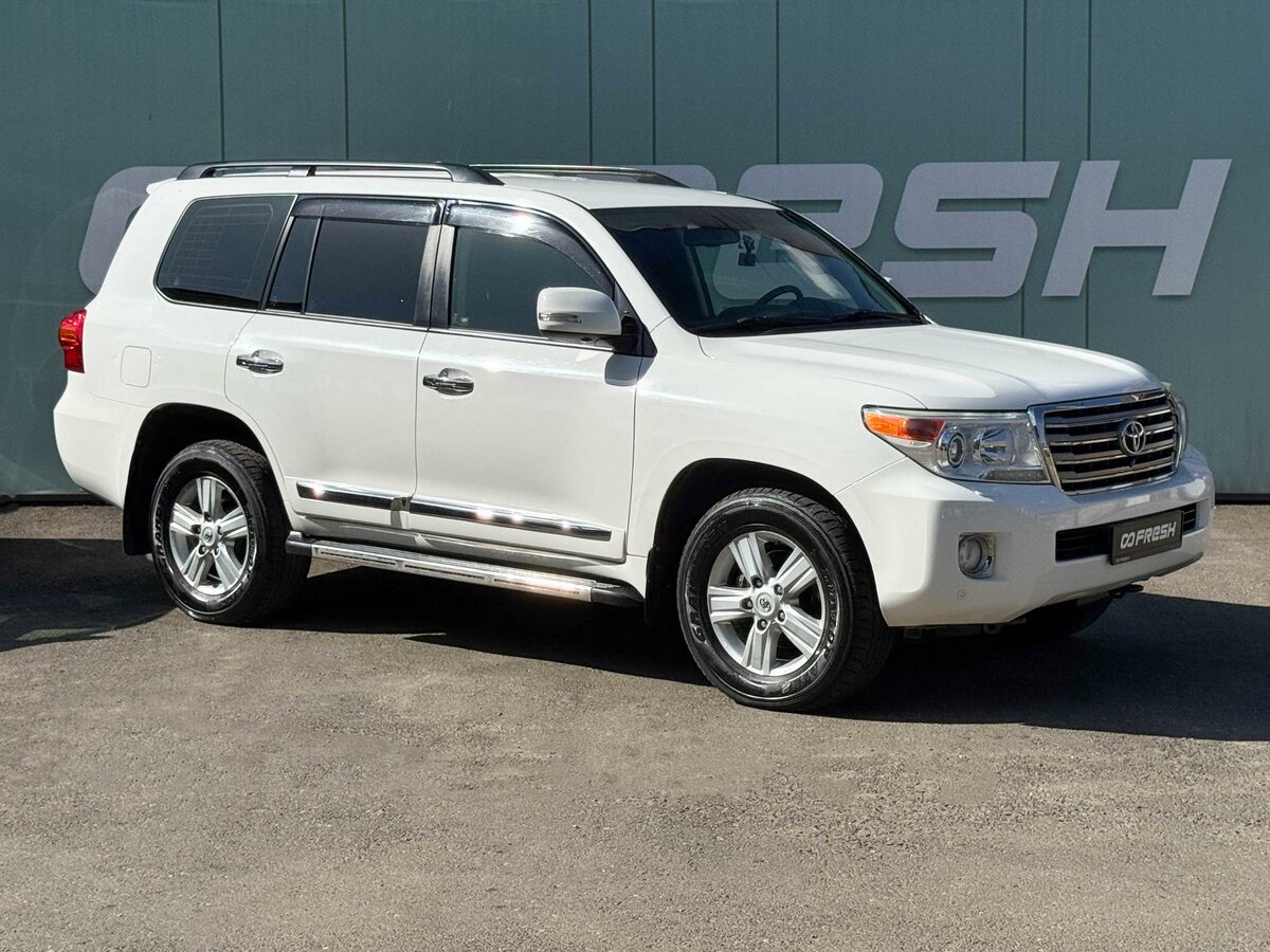 Toyota Land Cruiser 200 Series Рестайлинг 1