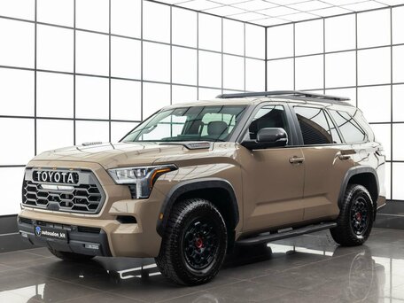 Toyota Sequoia III