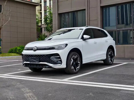 Volkswagen Tiguan III (NA Market)