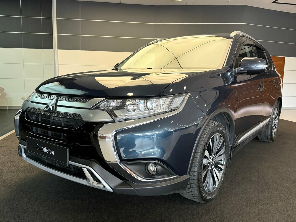Открыть фотографии: Mitsubishi Outlander III Рестайлинг 3