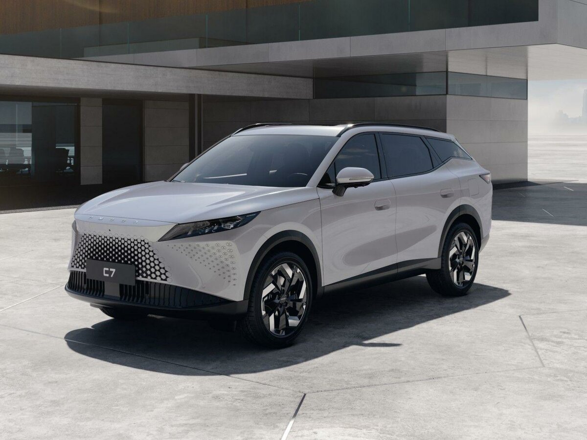 Omoda C7