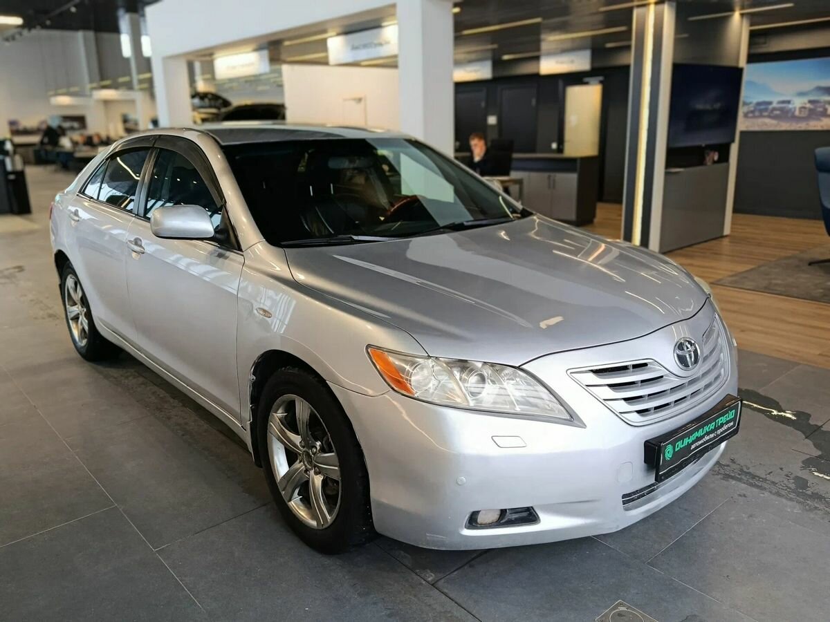 Toyota Camry VI (XV40)