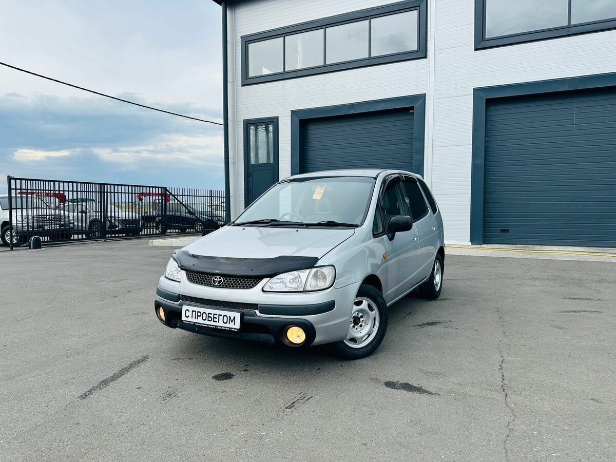 Toyota Corolla Spacio I