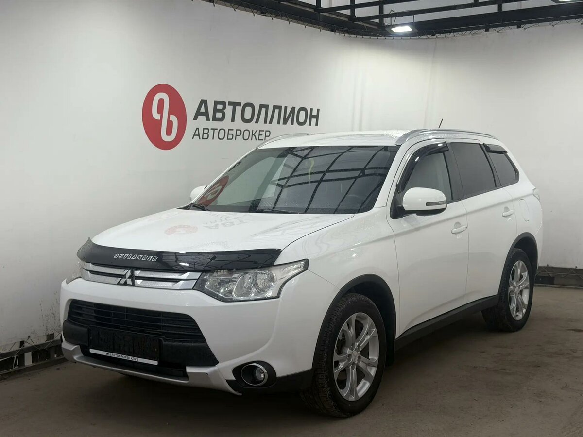 Открыть фотографии: Mitsubishi Outlander III Рестайлинг