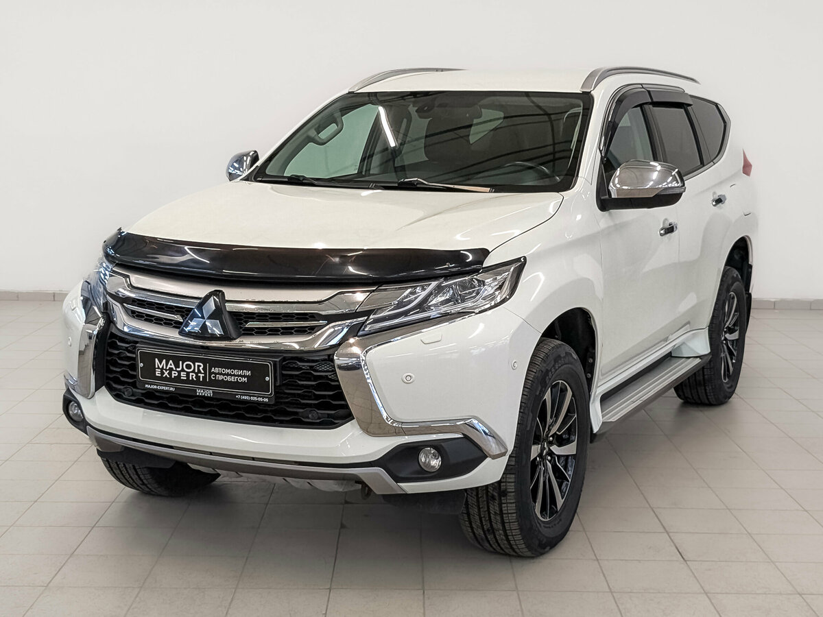 Mitsubishi Pajero Sport III