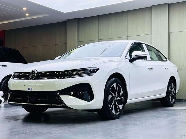 Volkswagen Sagitar L IV