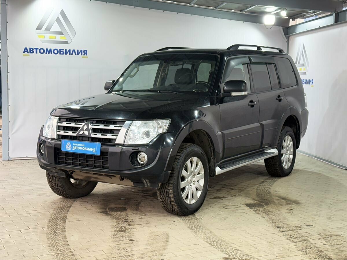 Mitsubishi Pajero IV Рестайлинг 1