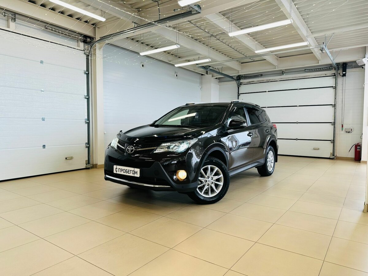 Toyota RAV4 IV (XA40)