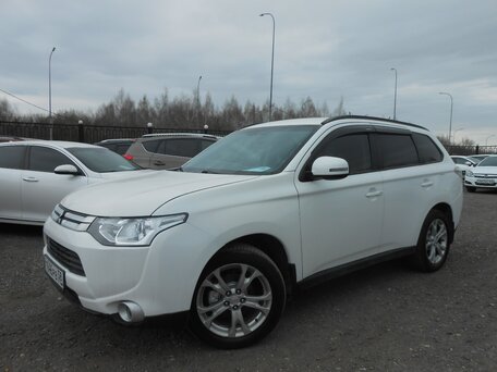 Mitsubishi Outlander III
