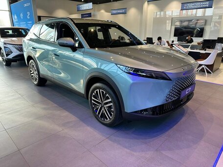 Omoda C7