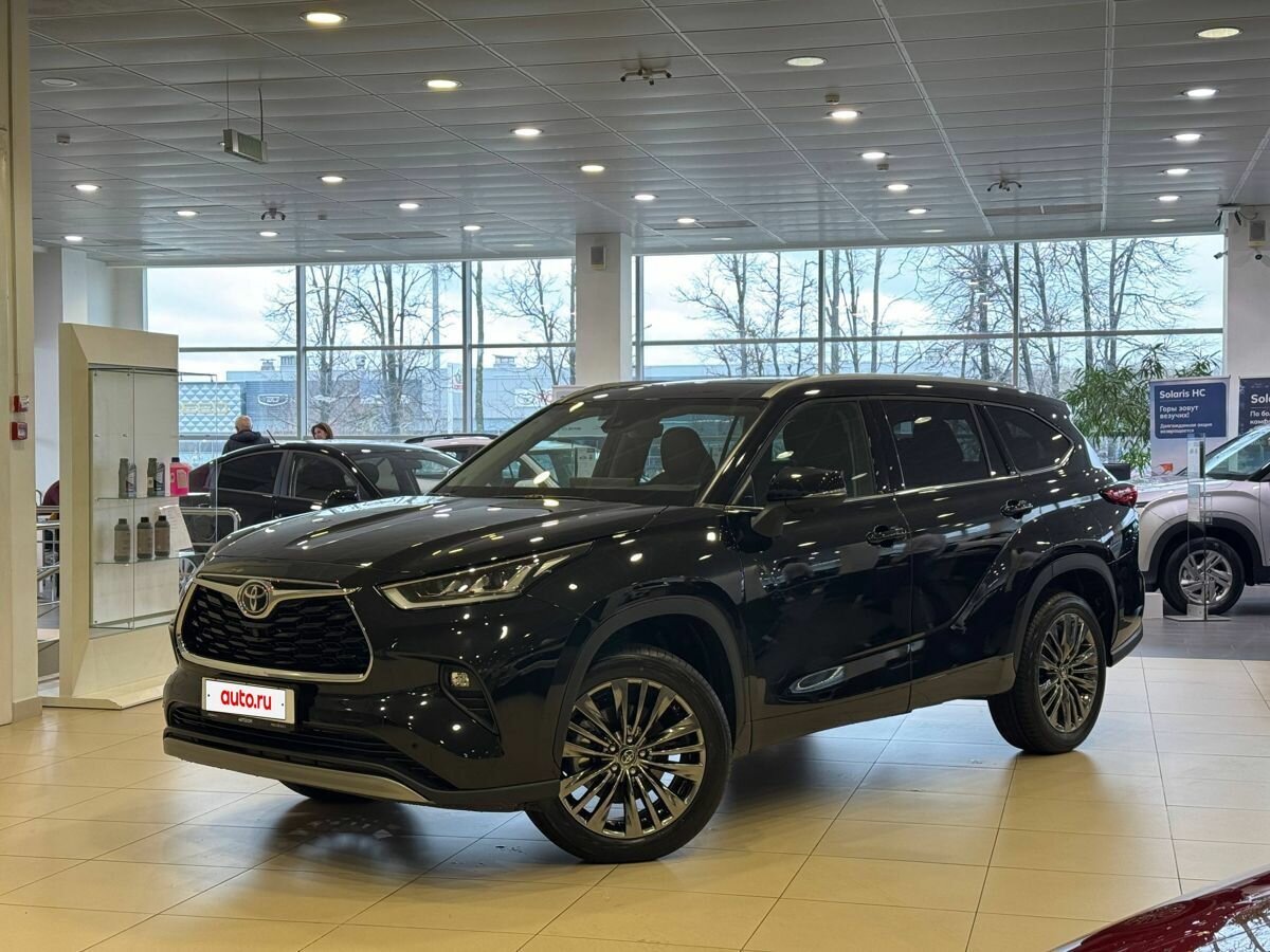 Toyota Highlander IV (XU70)
