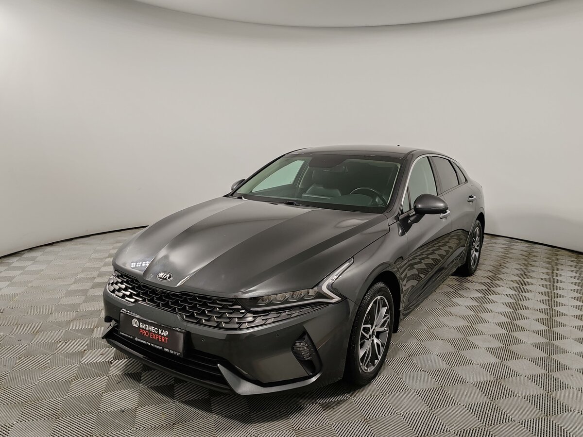 Kia K5 III