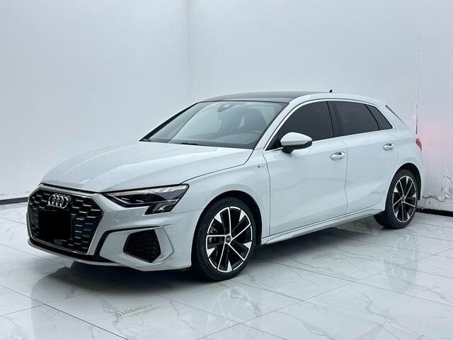 Audi A3 Sportback 35 TFSI IV (8Y)