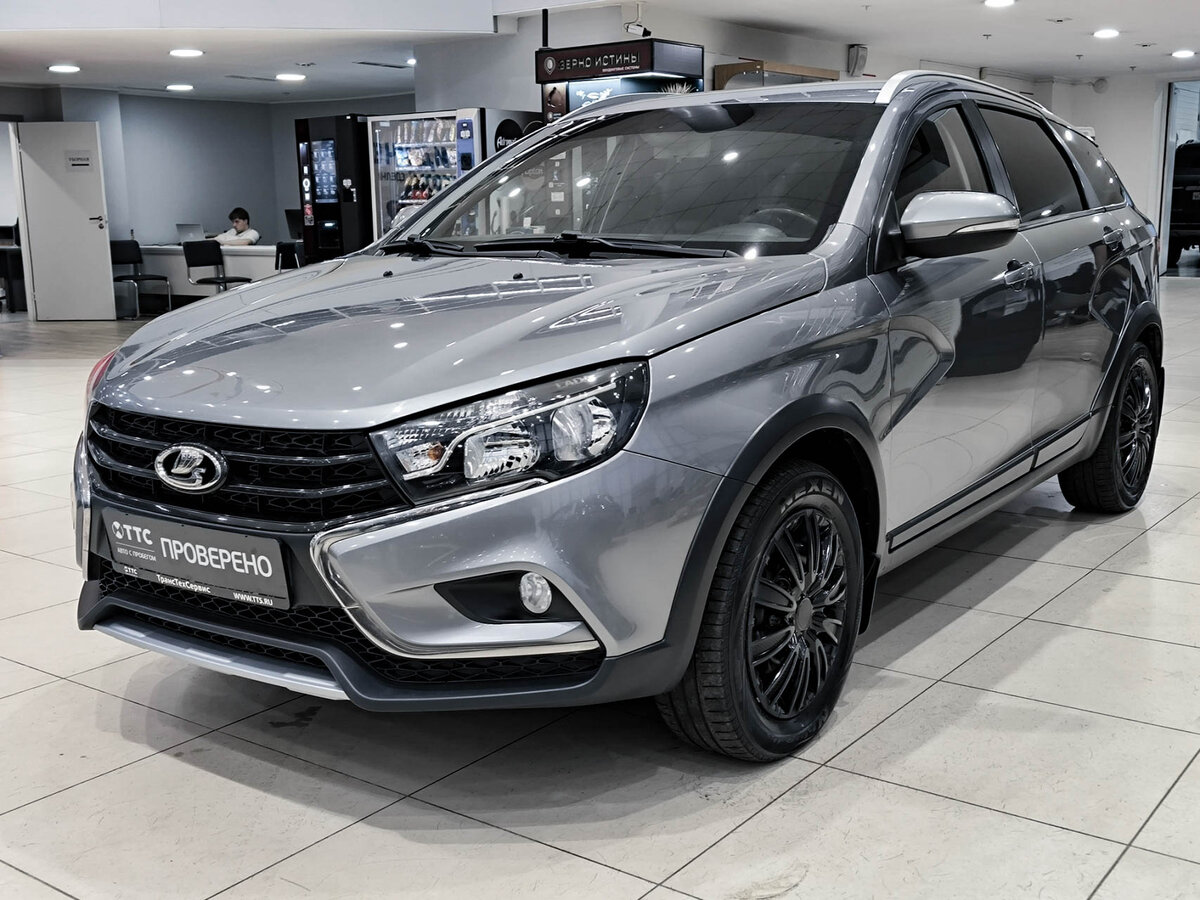 Открыть фотографии: Lada (ВАЗ) Vesta I