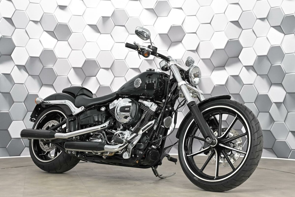 Harley-Davidson Breakout