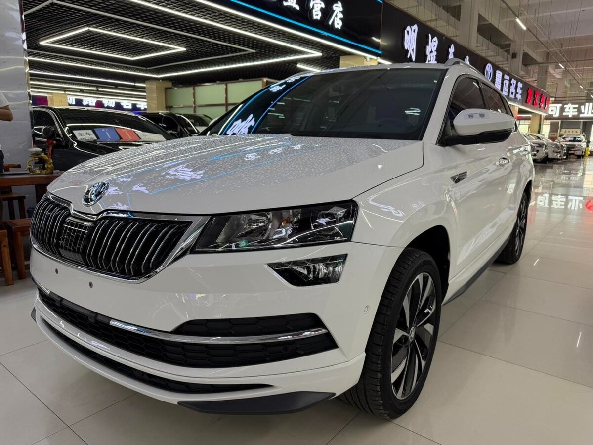 Открыть фотографии: Skoda Karoq I Рестайлинг
