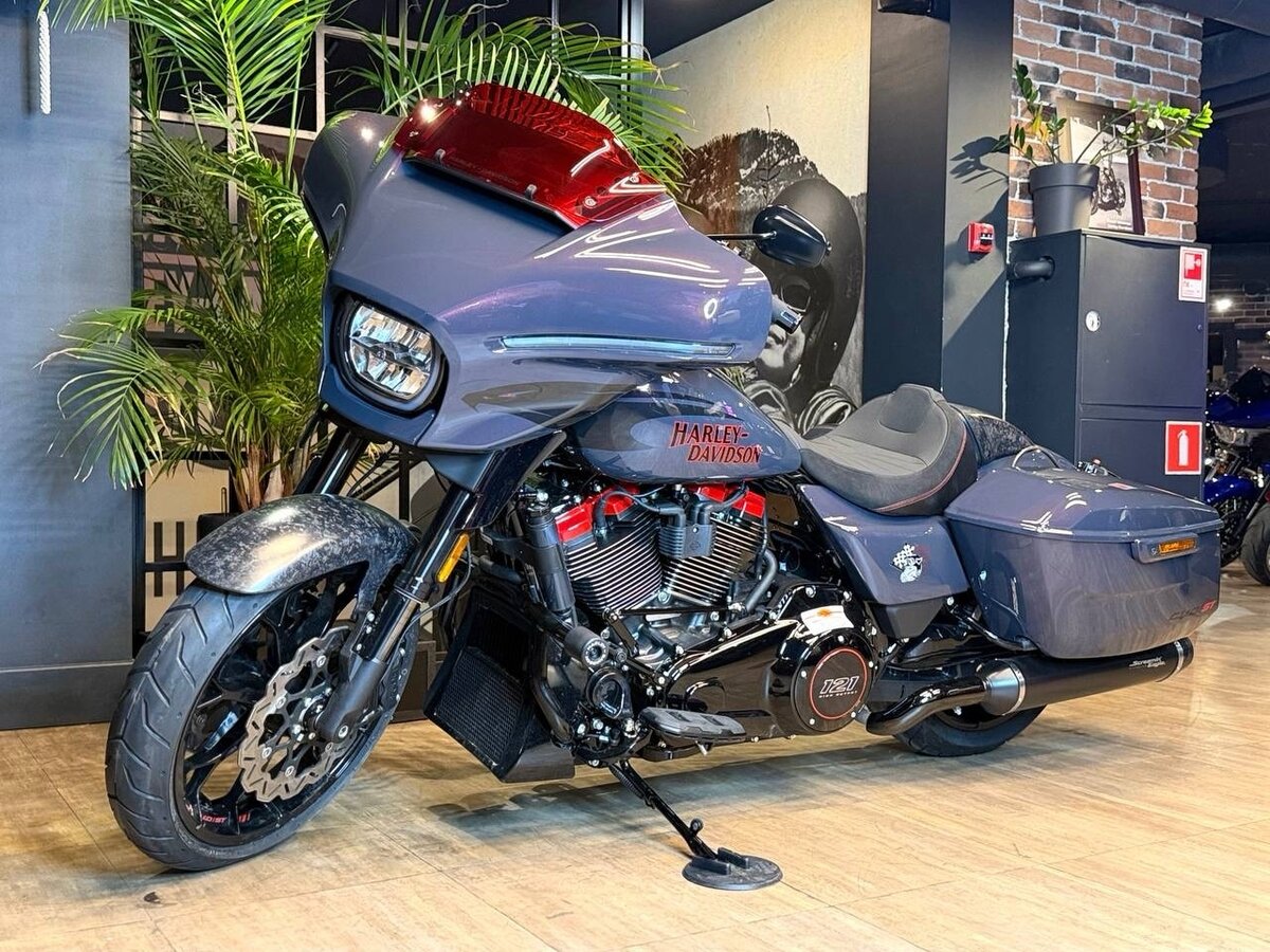 Harley-Davidson CVO Street Glide