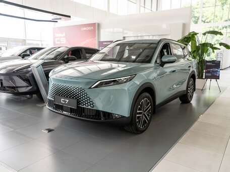 Omoda C7
