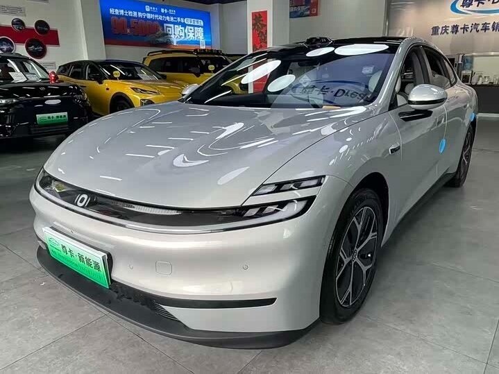 Открыть фотографии: Changan Qiyuan A06