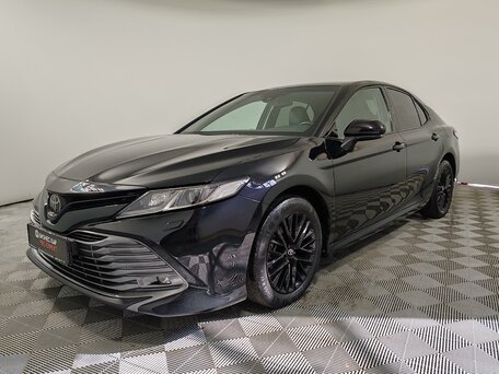 Toyota Camry VIII (XV70)