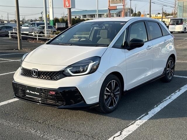 Открыть фотографии: Honda Fit IV