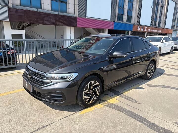 Volkswagen Sagitar III Рестайлинг