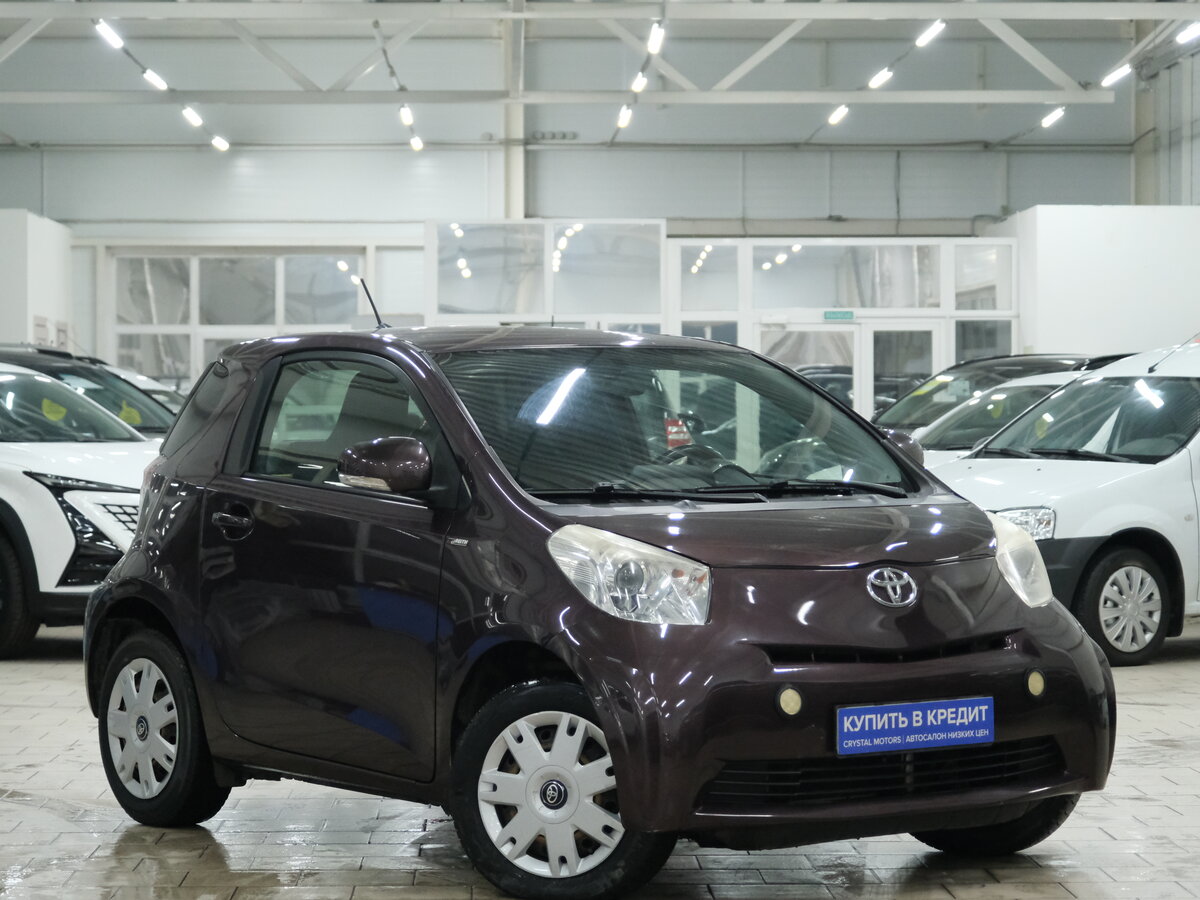 Toyota iQ