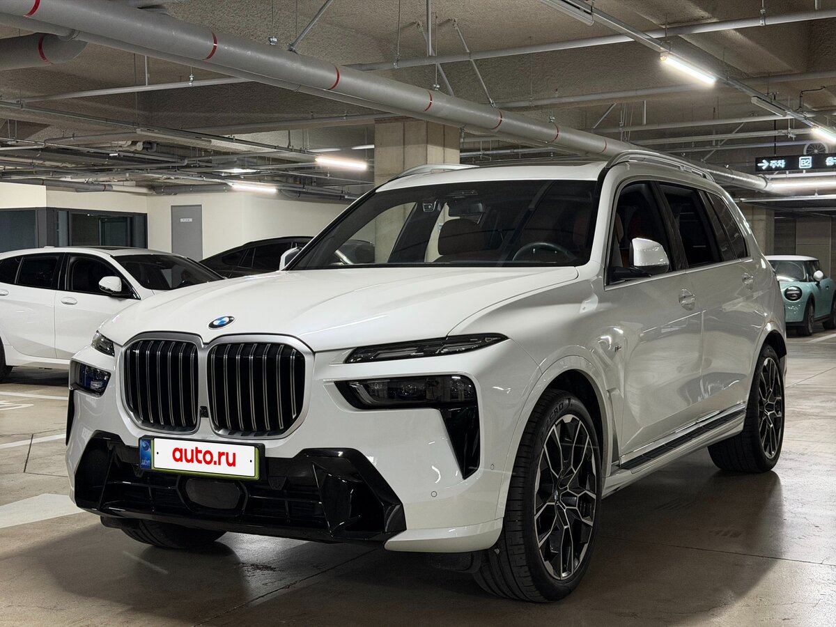 BMW X7 I (G07) Рестайлинг