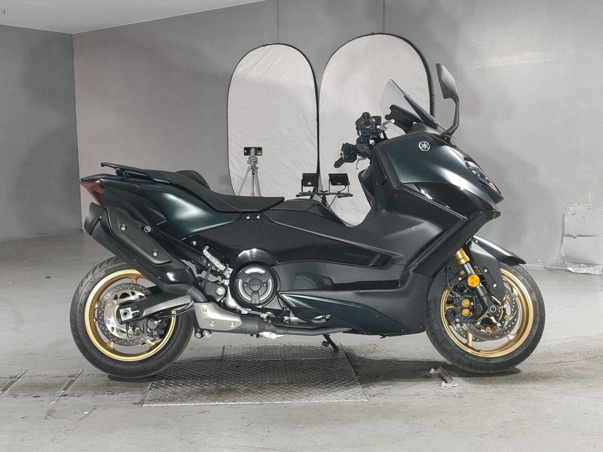 Yamaha TMAX