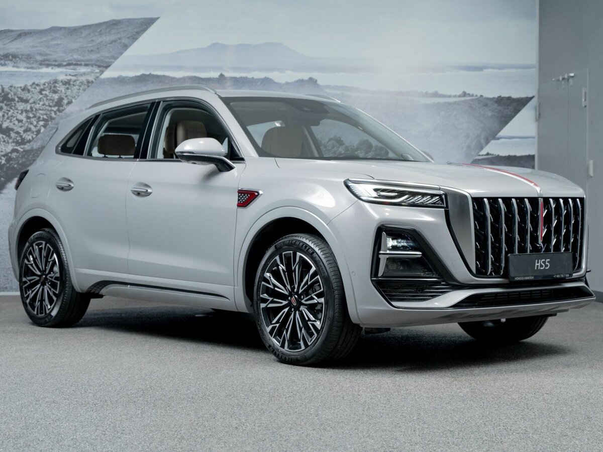 Открыть фотографии: Hongqi HS5 I Рестайлинг