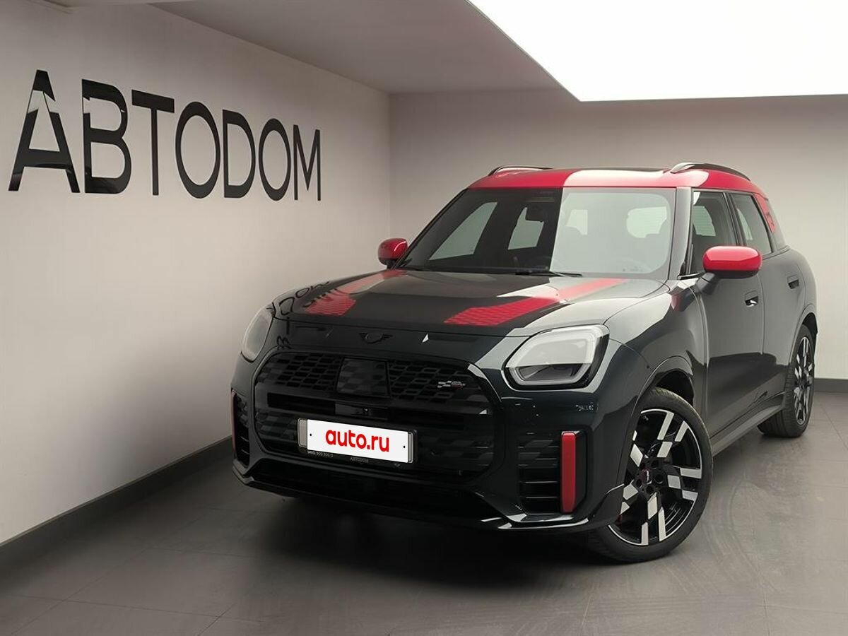 Открыть фотографии: Mini Countryman III