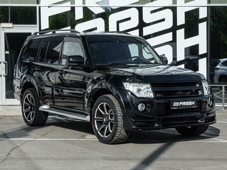Mitsubishi Pajero IV Рестайлинг 1