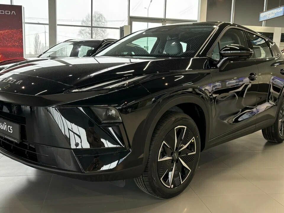 Открыть фотографии: Omoda C5 II