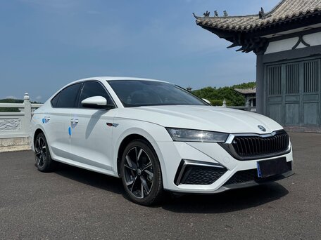 Skoda Octavia IV (A8)