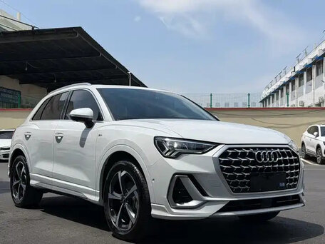 Audi Q3 II (F3)