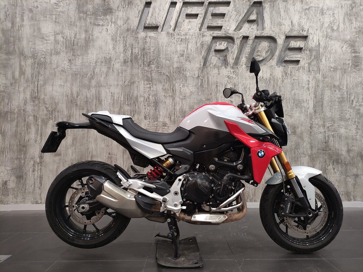 BMW F 900 R