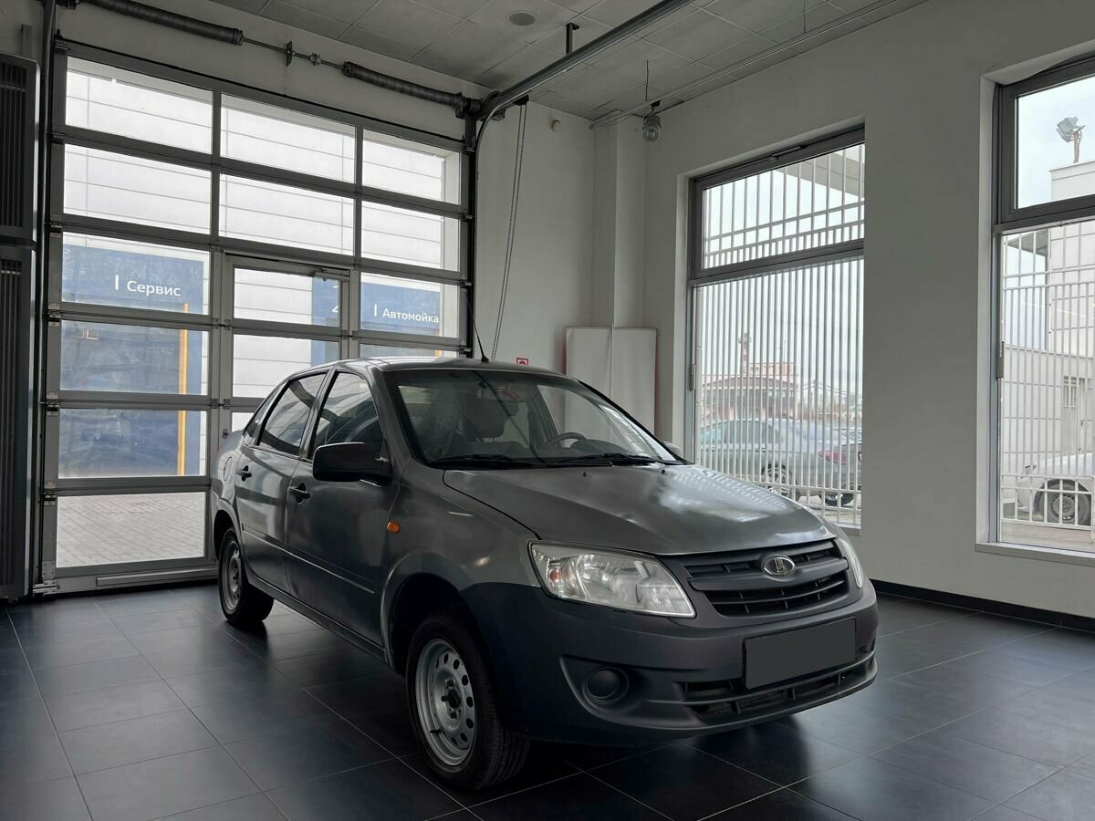 Открыть фотографии: Lada (ВАЗ) Granta I