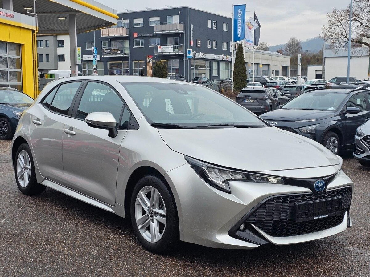 Toyota Corolla XII (E210)
