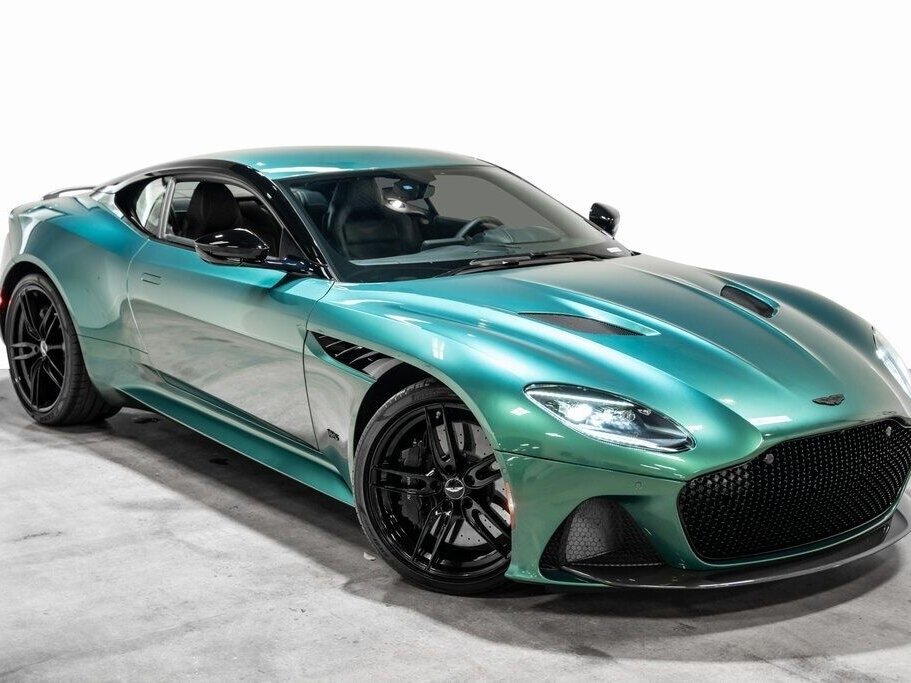Aston Martin DBS III