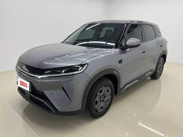 Открыть фотографии: BYD Yuan Up