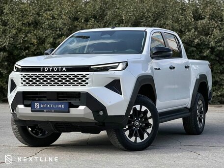 Toyota Hilux IX