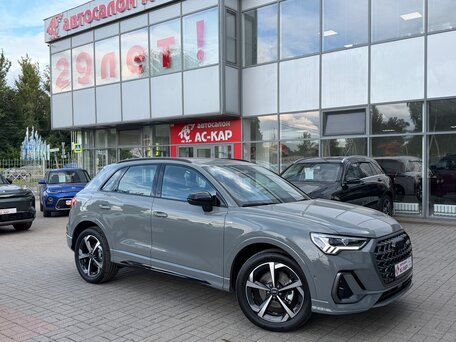 Audi Q3 II (F3)