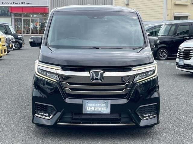 Honda Stepwgn Spada V Рестайлинг